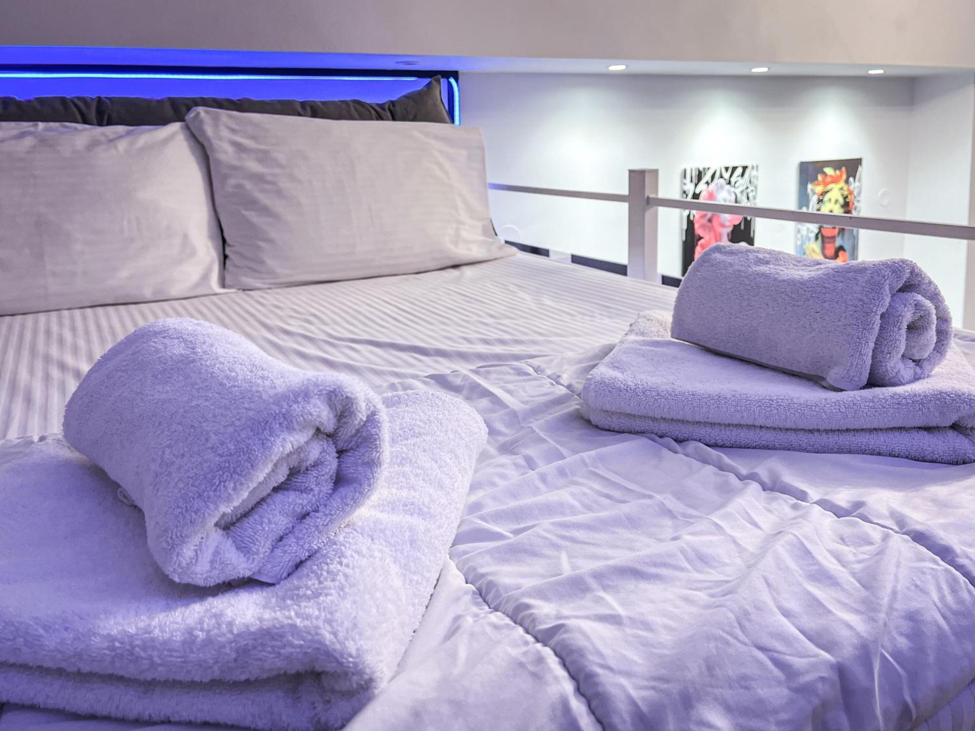 Ikaros Welcome Stay Downtown Loft - Explore Center By Foot - Close To Arch Of Galerius เทสซาโลนิกิ ภายนอก รูปภาพ