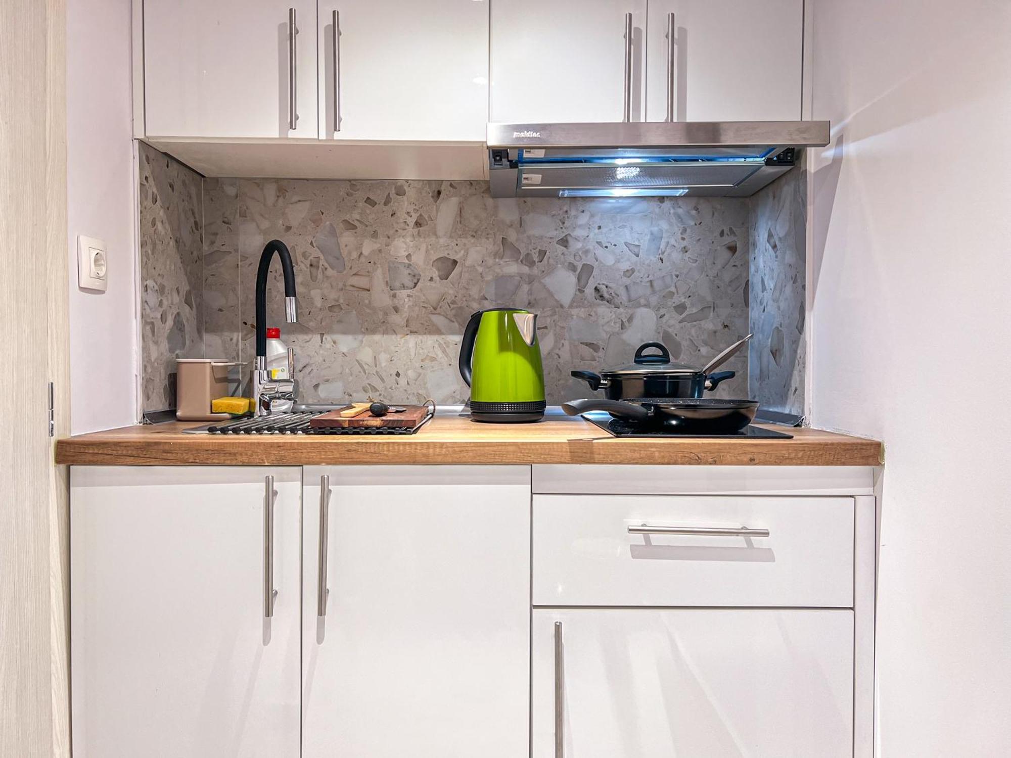 Ikaros Welcome Stay Downtown Loft - Explore Center By Foot - Close To Arch Of Galerius เทสซาโลนิกิ ภายนอก รูปภาพ
